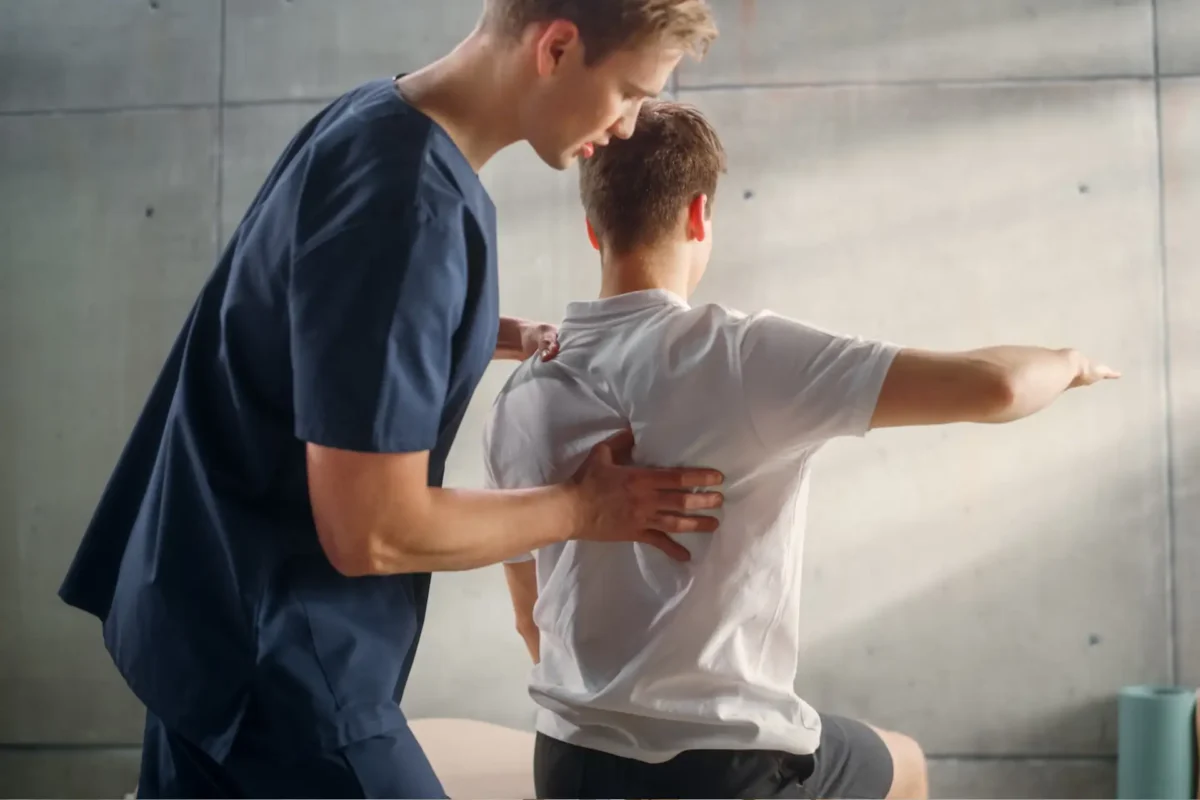 holistyczne_terapie_manualne_bartlomiej_kozuch usatwiveia systemie totalna biologia osteopatia mikrokinezyterpaia biokinezjologia NST